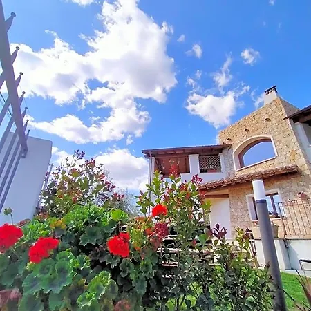 Bed & Breakfast S' Orgiola Girasole
